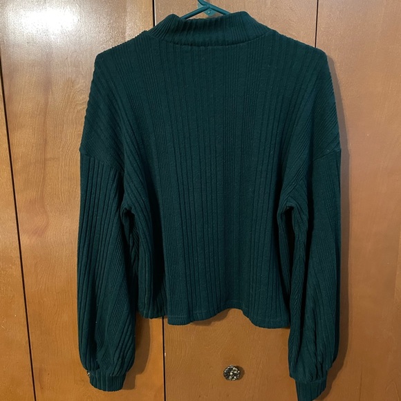 BUNDLE mock neck Sweaters small - Picture 5 of 8